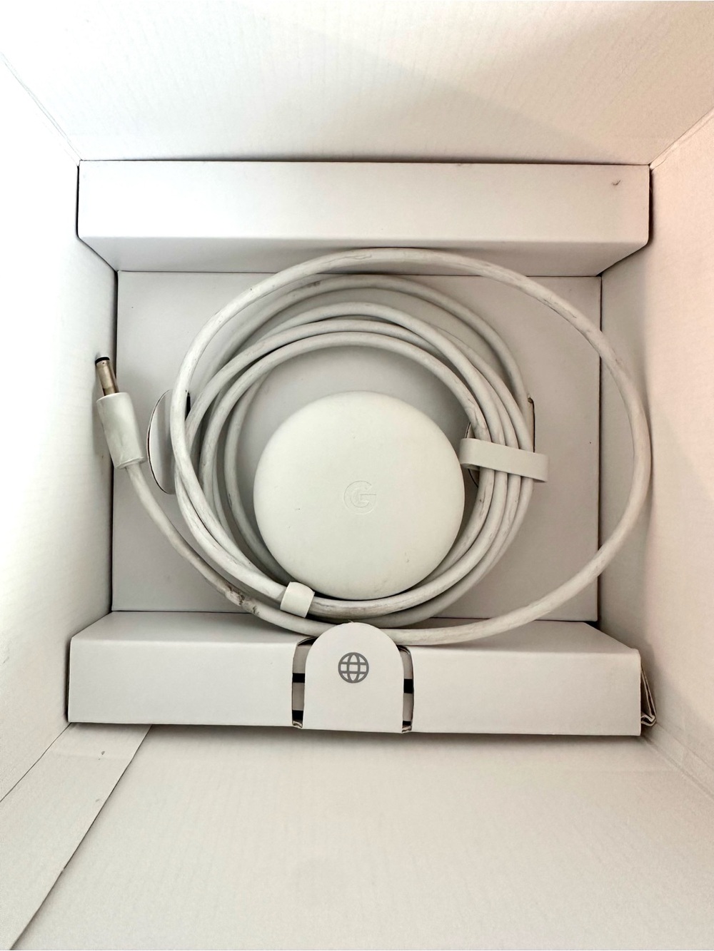 Google White Mesh Wi‑Fi Point - Picture 5 of 10